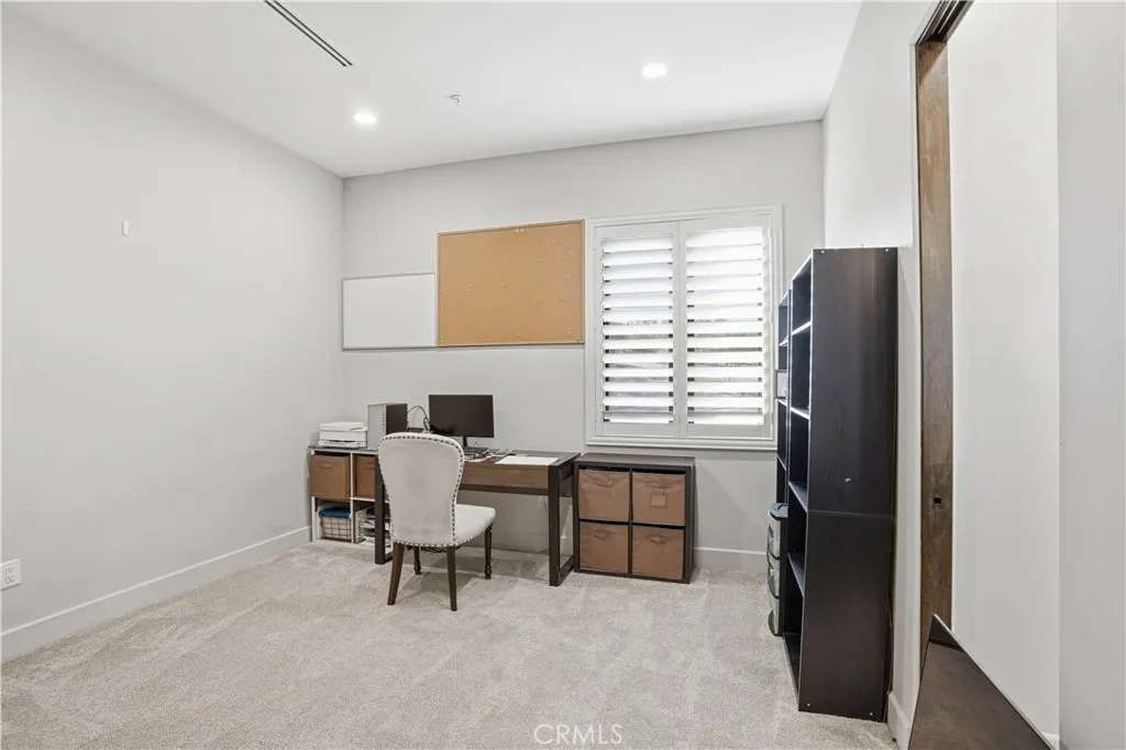 39760 Amber Court, Murrieta, California 92562 home-pic-43